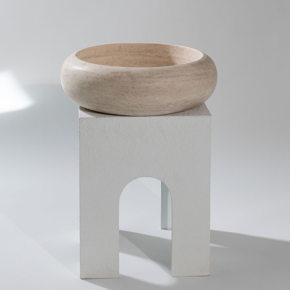 Kő mosdókagyló domború kialakítású travertin